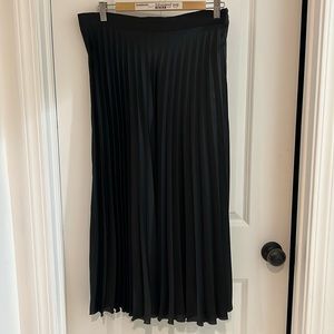 Zara pleated skirt
